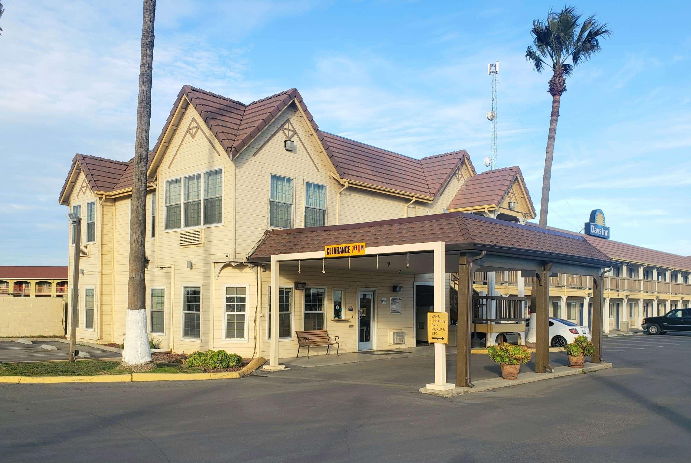 Days Inn By Wyndham Westley Esterno foto