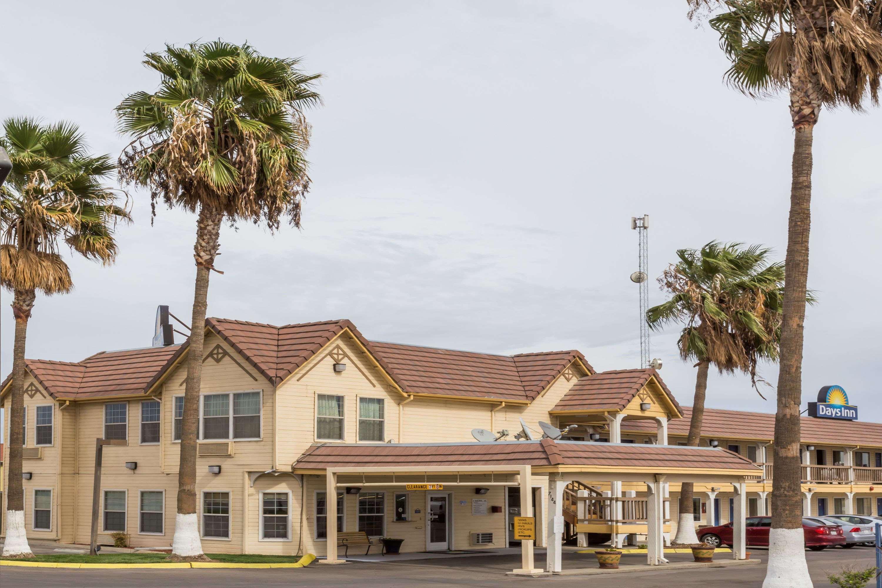 Days Inn By Wyndham Westley Esterno foto